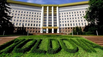 Moldova Parlamentosu ülkedeki katıksız taş yağı lambası lambası krizi zımnında yılgı çözüm sonucu aldı