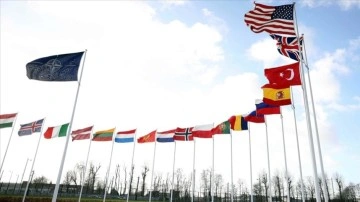 NATO'nun erdemli mücehhez kuvvetinin komutası Türkiye'den Fransa'ya geçiyor