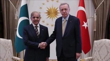 Pakistan Başbakanı Şerif, Türkiye'ye görüşme gerçekleştirecek