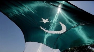Pakistan'da kabineden devlet varlıklarının acele satılması kararı