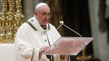 Papa Franciscus, anadan görme Noel mesajında 'krizlere için diyalog' çağrısı yaptı