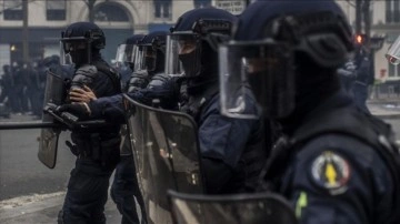 Paris'te polisin ateş açmış olduğu ad öldü
