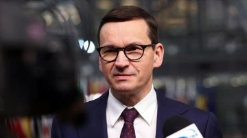 Polonya Başbakanı Morawiecki ülkesi karşı yasal süreç başlatan AB'yi eleştirdi