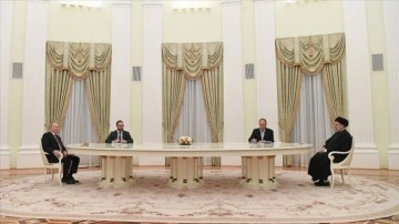 Putin, İran Cumhurbaşkanı Reisi’nin selamına 'aleykümselam' ile yanıt verdi