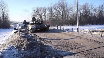 Rus ordusu, Ukrayna sınırından askeri birliklerin çekilmeye bitmeme ettiğini açıkladı