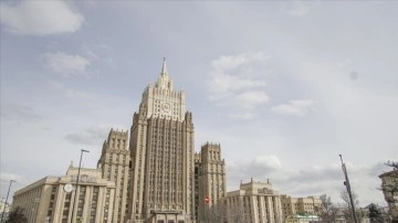 Rusya Dışişleri Bakanlığı, 40 Alman diplomatı istenmeyen ad anons etti