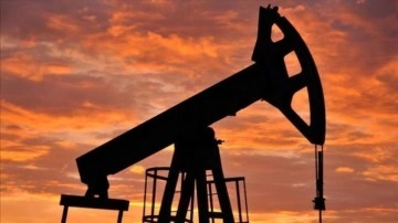 Rusya petrolünü nisanda yüzdelik 33 indirimle sattı
