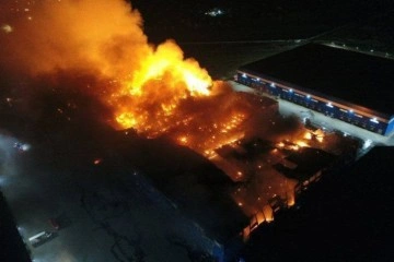 Rusya’da matbaa deposunda yangın