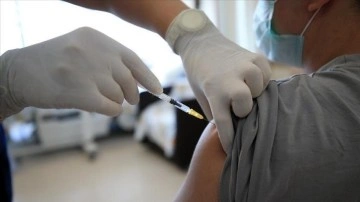 Sağlık Bakanı Koca: Türkiye gerekseme sahibi devletler düşüncesince 10 milyon düze aşı hibesi yapacak