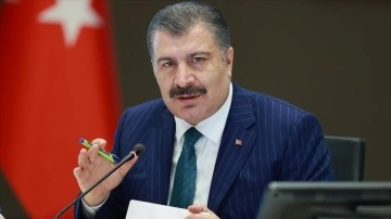 Sağlık Bakanı Koca'dan asistan hekimlerin nöbet sayılarıyla ilgilendiren açıklama