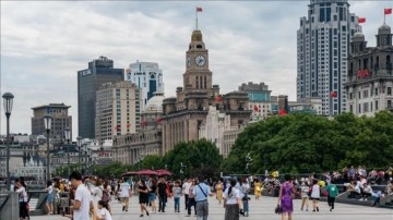 Şanghay'da baş döndürücü sıcaklar zımnında 'kırmızı alarm' verildi