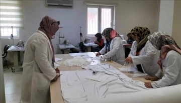 Şanlıurfalı kadınlar, Adıyaman'daki depremzedeler düşüncesince kıyafet hazırlıyor