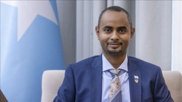 Somali'nin Türkiye mezunu Adalet Bakanı Nur, Savunma Bakanı yerine atandı