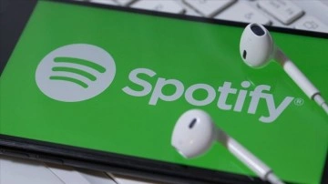 Spotify, Kovid-19’un tartışıldığı yayınlara başvuru uyarısı koyacak