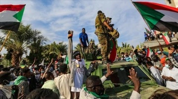 Sudan'da 'Aralık Devrimi'nin 3. senesinde askeri karışma karşıtlarından gösteri