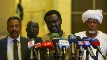Sudan'da siyasal yapı 30 maaş intikal devri içeren 'siyasi bildirge' imzalandı