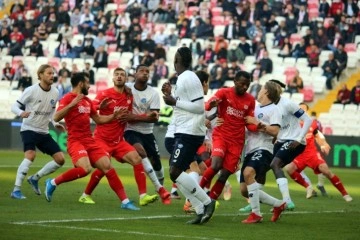 Süper Lig: D.G. Sivasspor: 1 - Adana Demirspor: 1 (Maç sonucu)