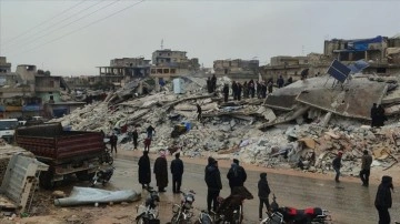 Suriye'nin depremden etkilenen şimal bölgelerinde yas duyuru edildi