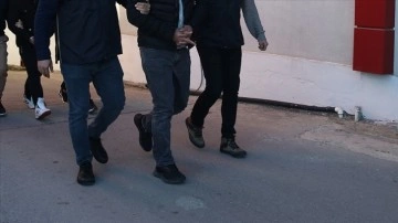 Terör saldırısı hazırlığındaki DEAŞ'lı 2 yıldırıcı İstanbul'da yakalandı