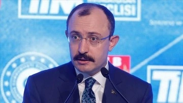 Ticaret Bakanı Muş: Türkiye imal ederek ve ürettiğini dünya dışına ihraç ederek büyümeye bitmeme ediyor