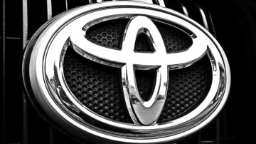 Toyota'nın kamyon üreticisi Hino "hileli emisyonu" itiraf etti