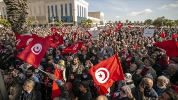 Tunuslu uzmanlara gereğince Ukrayna savaşı, Tunus’taki ekonomik krizi derinleştirecek