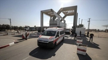 Türkiye engelleme 12 ülkenin yardımı ile Gazze'ye 27 cankurtaran gönderildi
