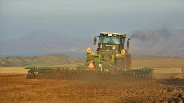 Türkiye ve Azerbaycan Zengilan'daki arazileri beraberce tarıma hazırlıyor