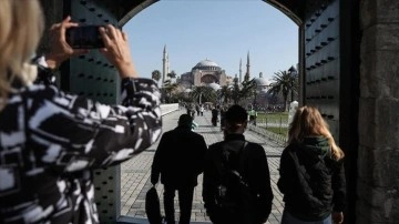 Türkiye senenin önceki ayında 2 milyonu fazla yabancı ziyaretçi ağırladı