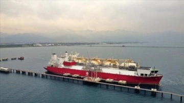 Türkiye'nin önce FSRU gemisi 1 yılda 2,1 bilyon metreküp gazı düzene aktardı