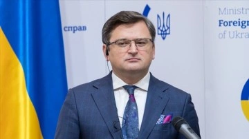 Ukrayna Dışişleri Bakanı Kuleba: Ruslar, Ukrayna'da otoriteli kurallarını dayatabileceklerini sa