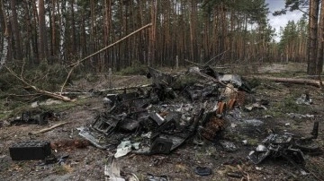 Ukrayna: Rus ordusu 22 bin 400 asker, 185 uçak, 155 helikopter ve 939 tankını kaybetti