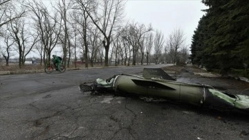 Ukrayna: Rusya, Belarus sınırından roket saldırılarına bitmeme ediyor
