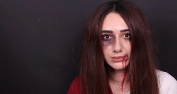 Ukrayna’da 2020 yılında aile içi şiddete maruz kalan bayanların sayısı 4 kat arttı