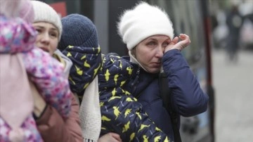 Ukrayna'dan kaçan 2 milyondan aşkın sivil polis polis Avrupa'ya dağılıyor