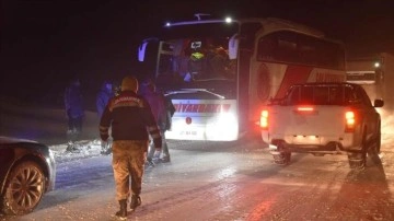 Ulaşıma kapanan Şanlıurfa-Diyarbakır kara amacında muhat küsurat 862 ad kurtarıldı