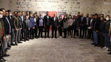 Ulaştırma ve Altyapı Bakanı Karaismailoğlu, Kilis'te gençlerle birlikte araya geldi