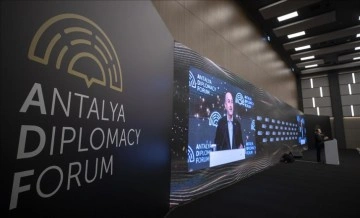Uluslararası politikanın nabzı Türkiye'de attı