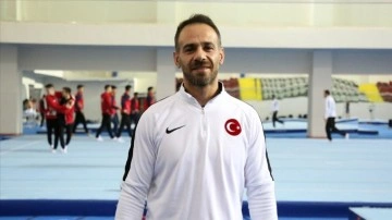 Ümit Şamiloğlu 32 salname canlı cimnastik kariyerine 'yaştan' çevre sonuç verdi