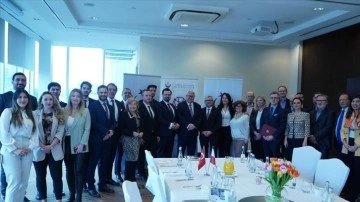 Varşova'da Polonya-Türkiye ekseninde Doğu Avrupa’da salgın sonrası tutum konferansı
