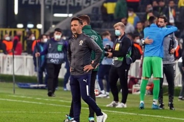 Vitor Pereira: “Fenerbahçe, Avrupa Ligi’ni kazanacak seviyede değil“