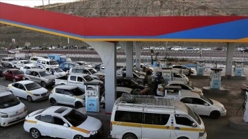 Yemen Ulusal Petrol Şirketi: Aden'deki sıvıyakıt krizi sona erdi