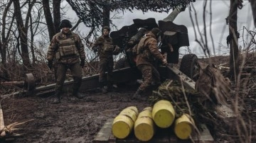 Zelenskiy: Rusya Noel'i Donbas'ta askerlerimizin ilerlemesini kapatmak düşüncesince değerlendirmek ist