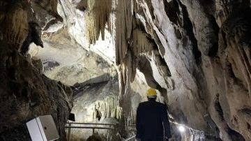 Zindan Mağarası ziyaretçilerini natür ile iç içe tarihte seyahate çıkarıyor